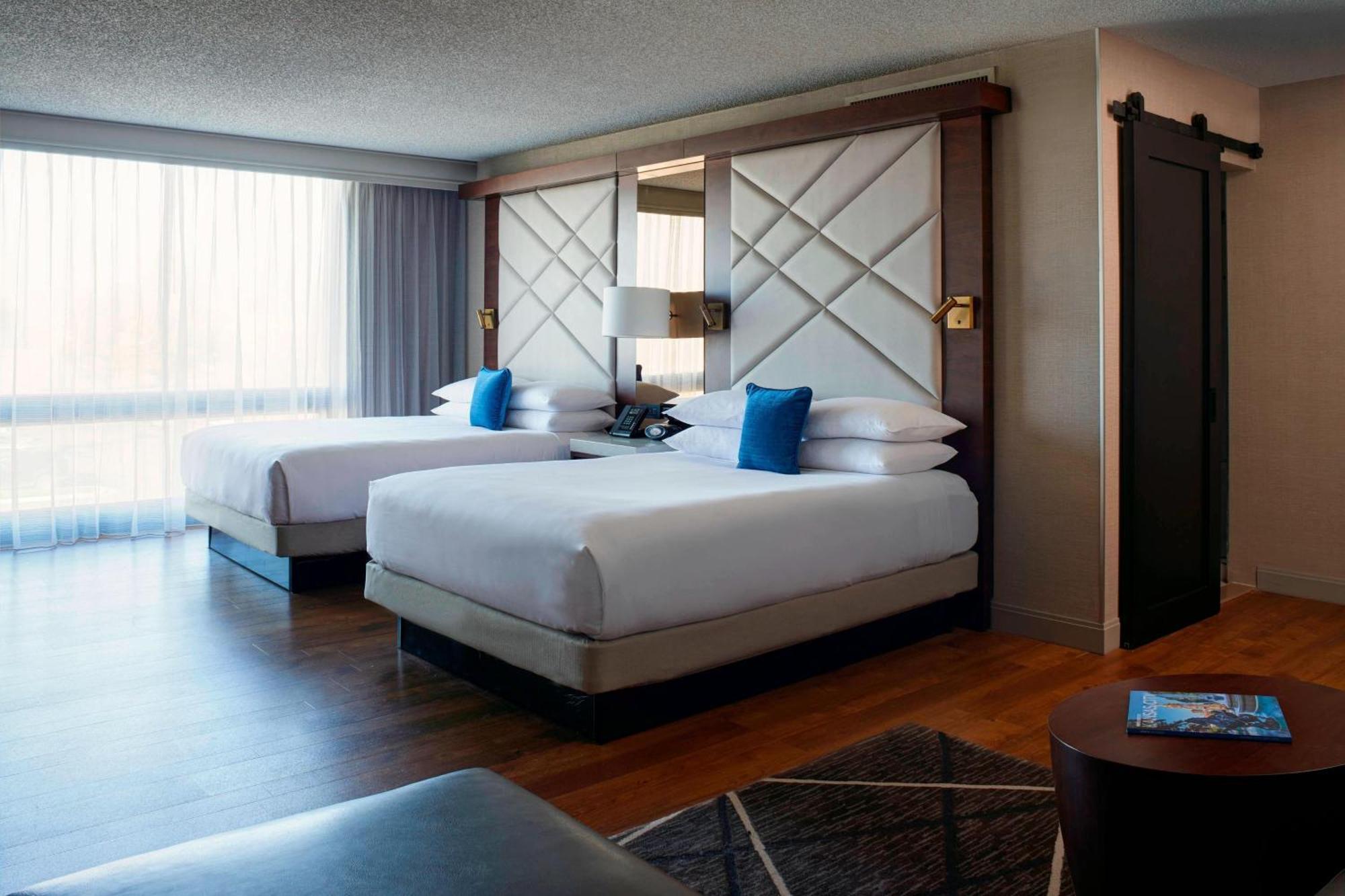 Kansas City Airport Marriott Esterno foto