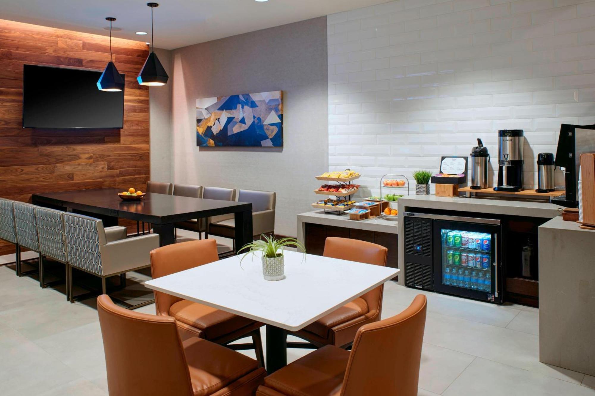 Kansas City Airport Marriott Esterno foto